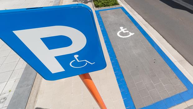 Parkeerplaatsen voor personen met een handicap voortaan digitaal beschikbaar